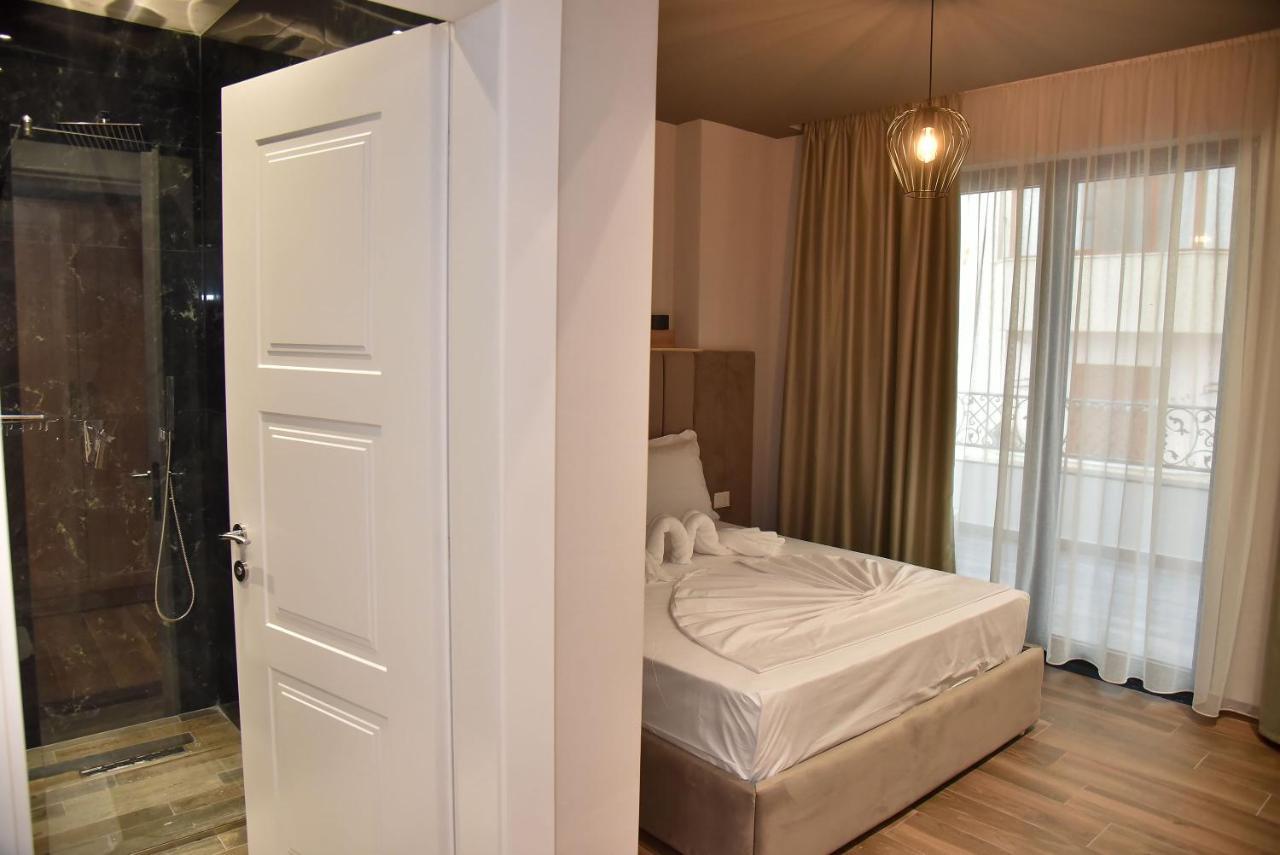 Hotel Lubjana Durres Ngoại thất bức ảnh