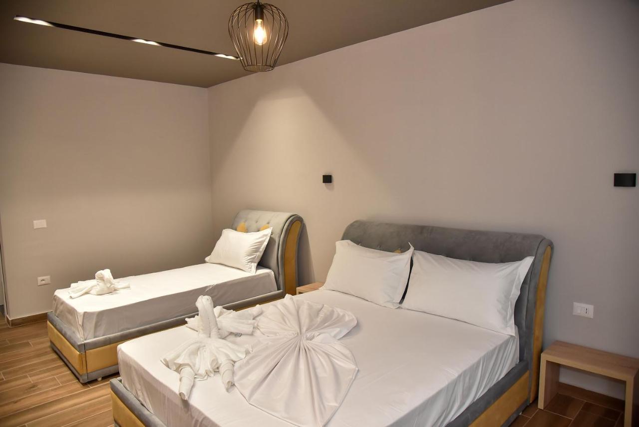 Hotel Lubjana Durres Ngoại thất bức ảnh