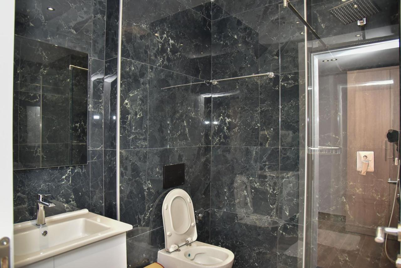 Hotel Lubjana Durres Ngoại thất bức ảnh