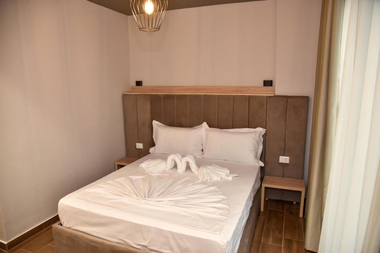 Hotel Lubjana Durres Ngoại thất bức ảnh